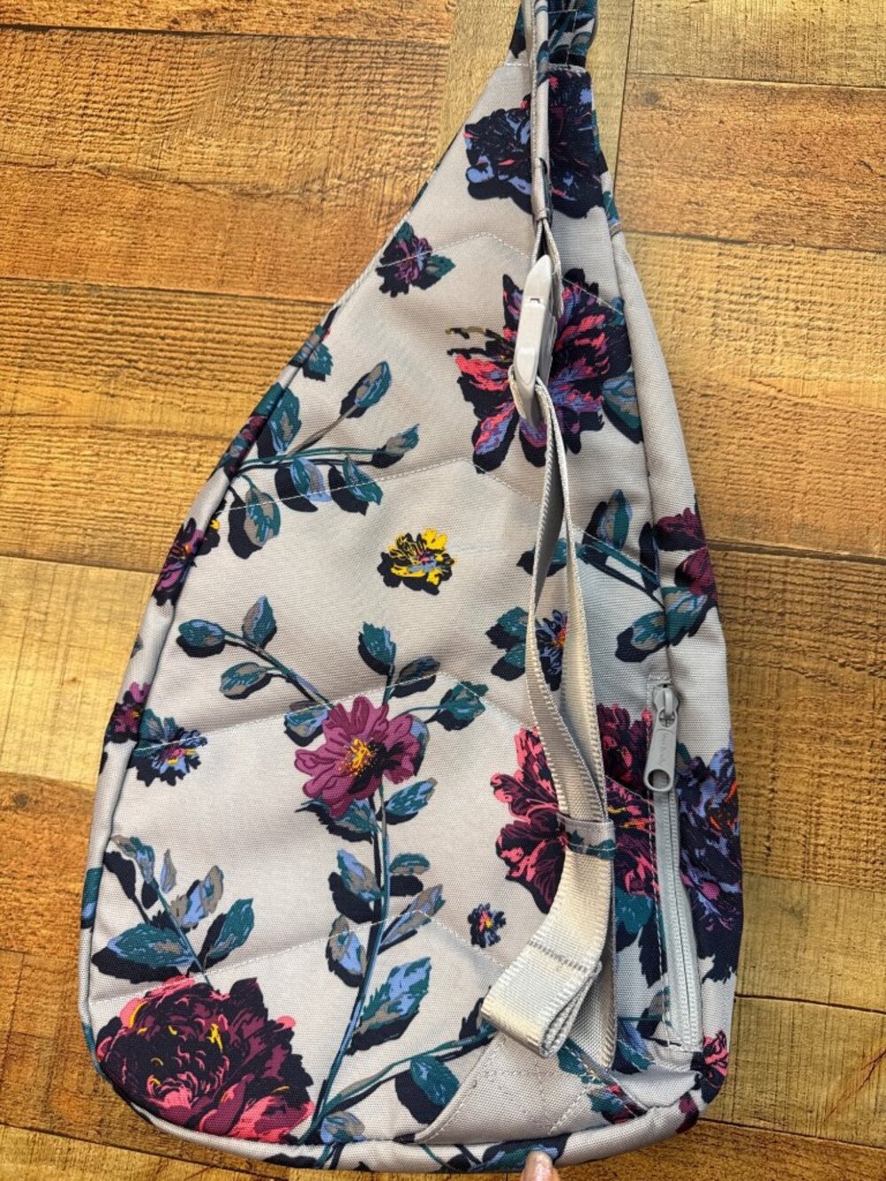 ReActive Sling Backpack by Vera Bradley NWT - Picture 5 of 7